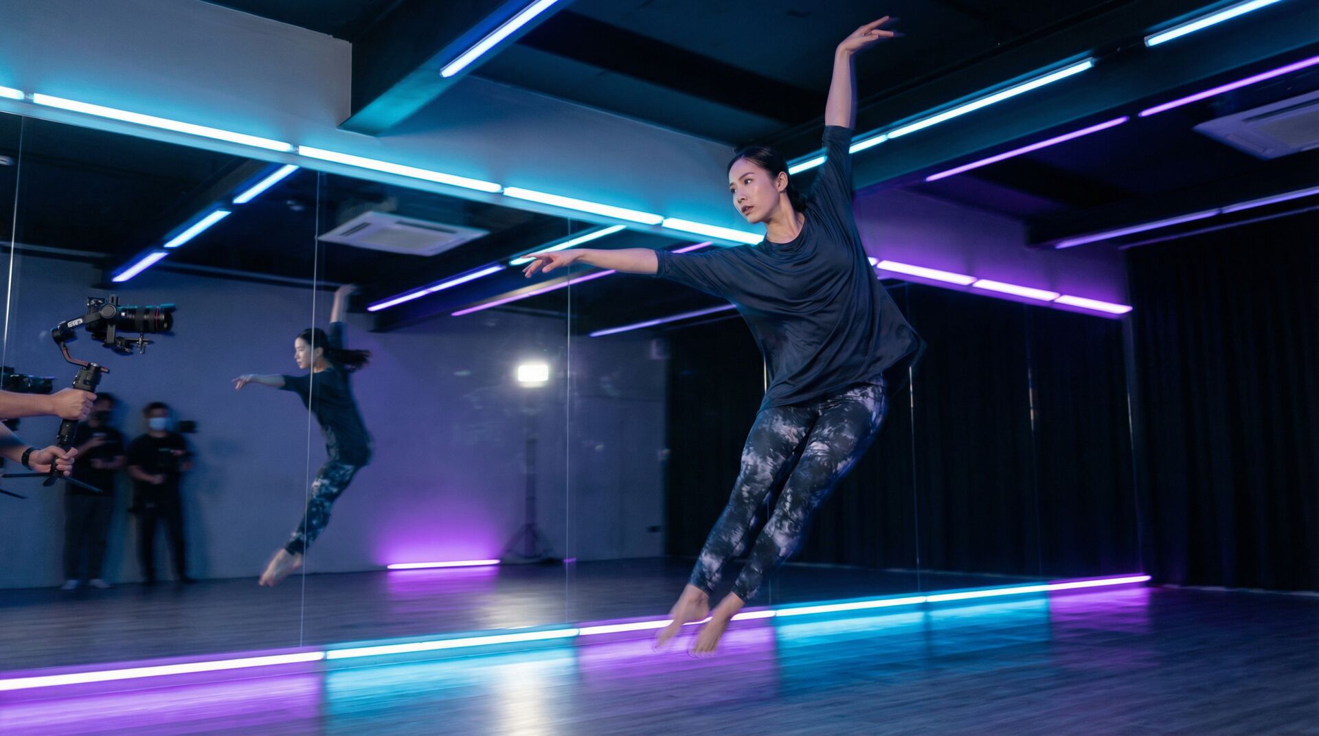 国产自拍舞蹈视频